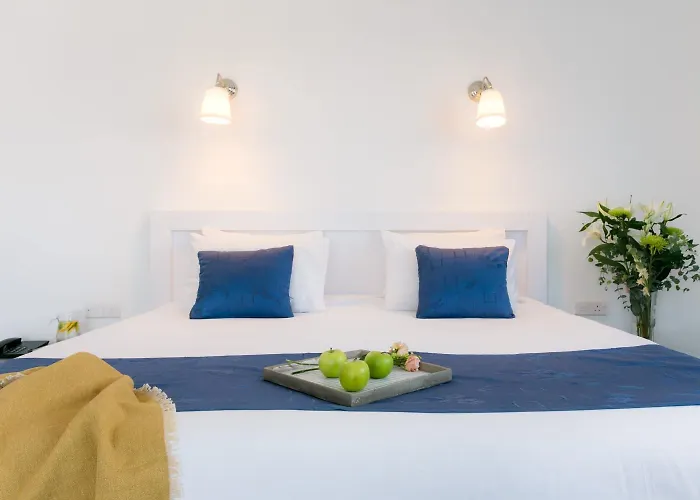 Mikes Kanarium Hotel