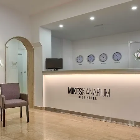 Szálloda Mikes Kanarium Lárnaka