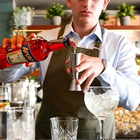 Mikes Kanarium Отель 3*