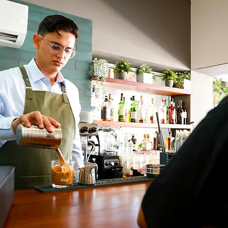 Mikes Kanarium Hotel Larnaka