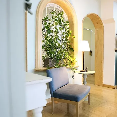 Hotel Mikes Kanarium