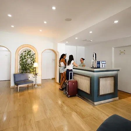 Ξενοδοχείο Mikes Kanarium 3*