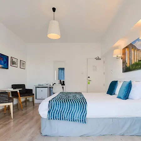 Mikes Kanarium 3* Larnaka