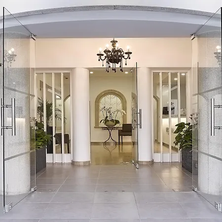 Szálloda Mikes Kanarium 3*