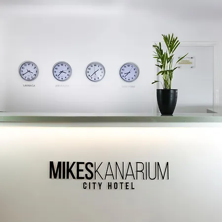 Mikes Kanarium Отель Ларнака
