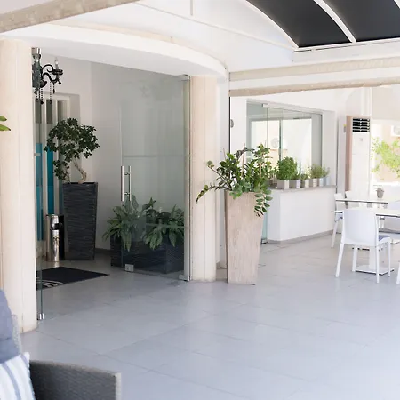 Szálloda Mikes Kanarium