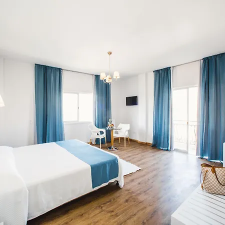 Ξενοδοχείο Mikes Kanarium