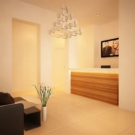 Mikes Kanarium Larnaka