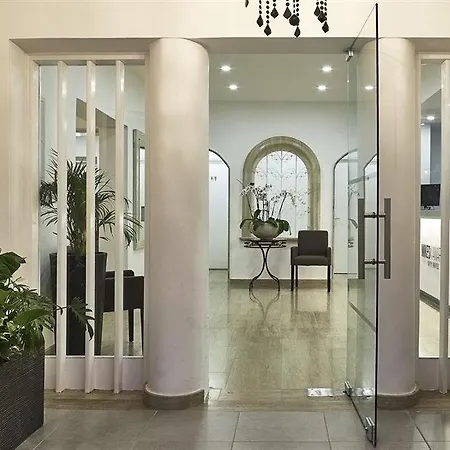 Отель Mikes Kanarium 3*