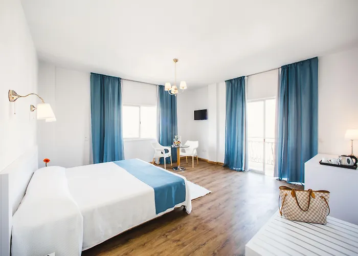 Hotel Mikes Kanarium