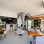 Hotel Mikes Kanarium