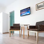 Mikes Kanarium Hotel 3*