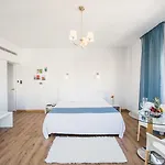 Hotel Mikes Kanarium