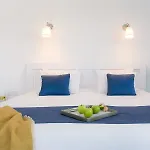 Mikes Kanarium Hotel Larnaca