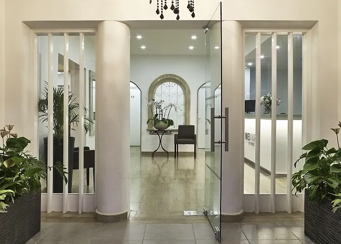 Hotel Mikes Kanarium 3*